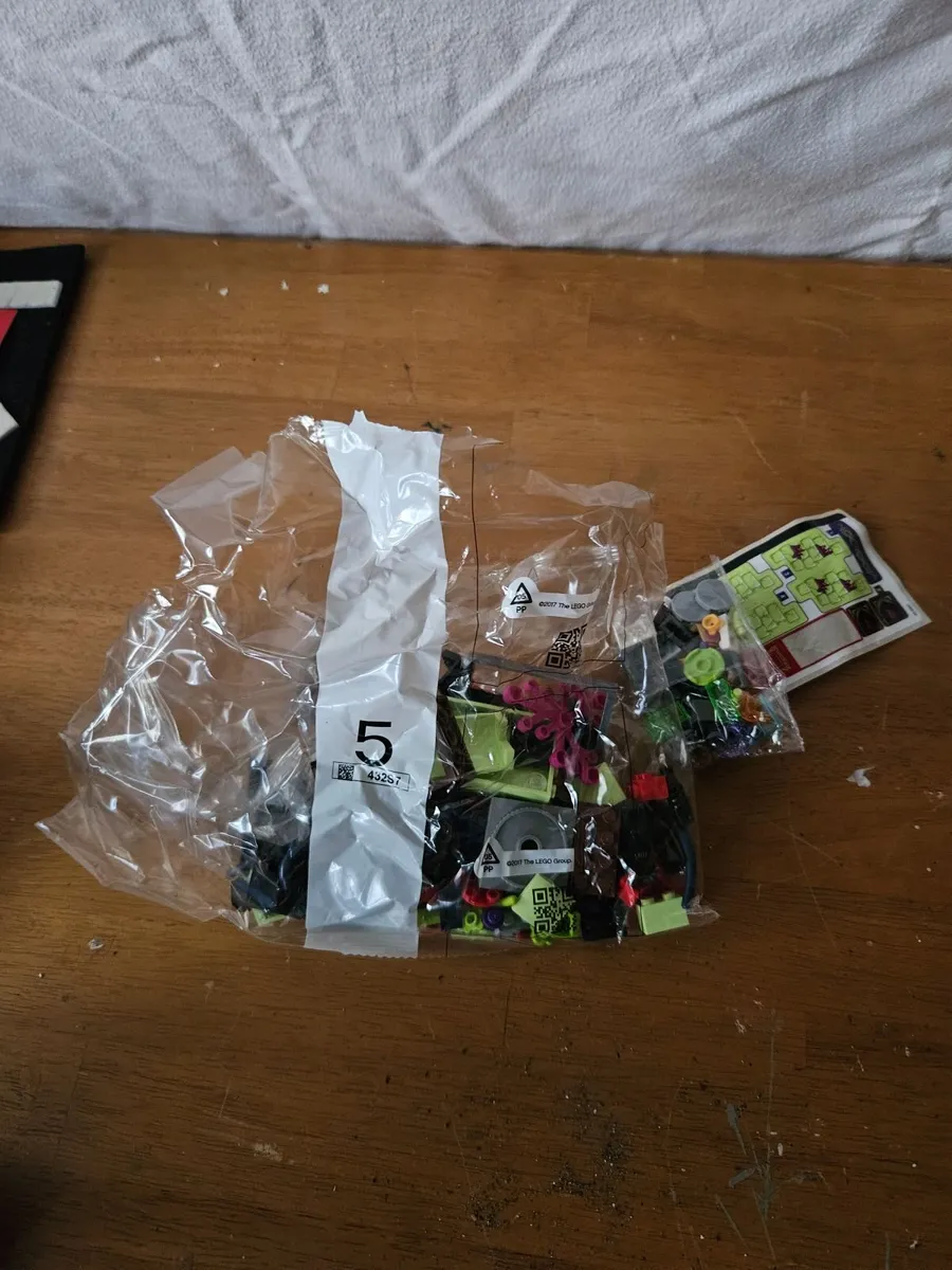 Lego - Image 1