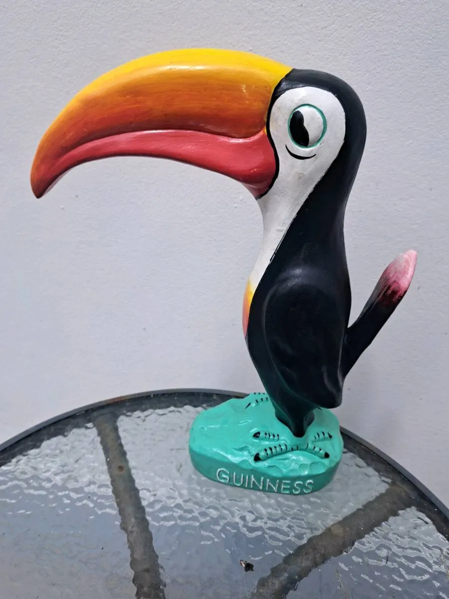 Large Guinness toucan - Image 1