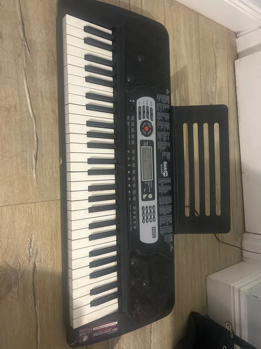 Piano Keyboard - Image 2