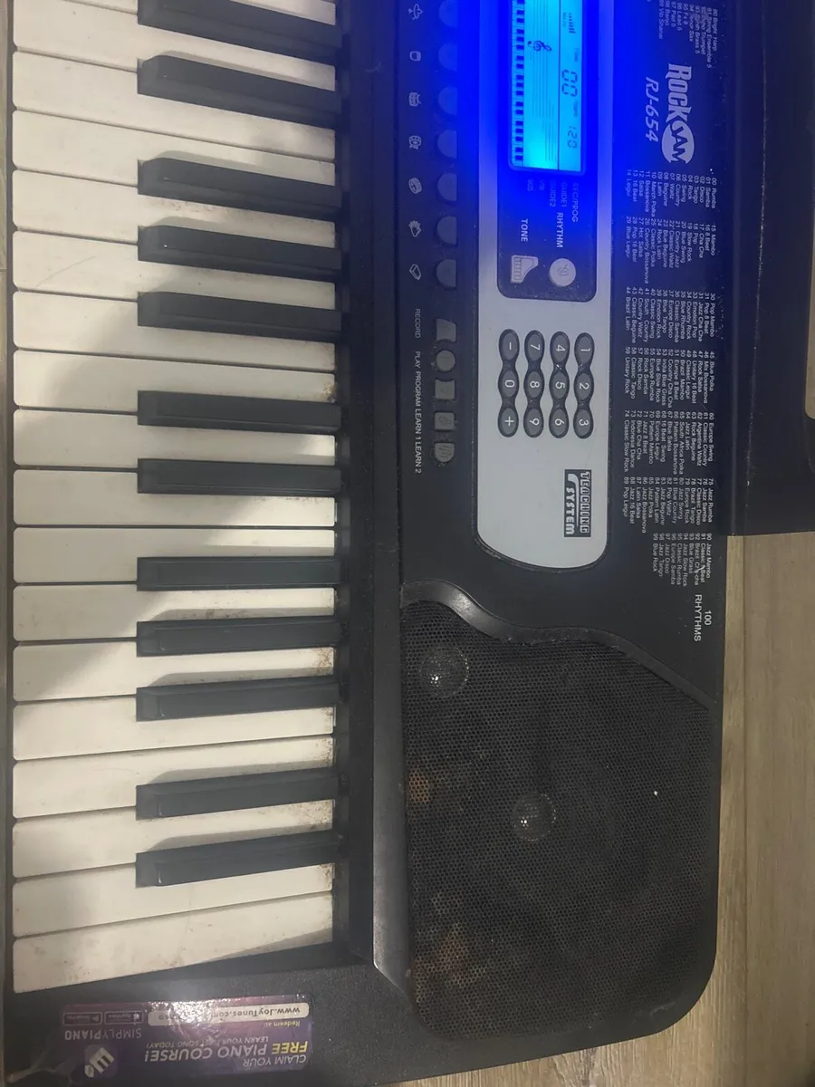 Piano Keyboard - Image 3