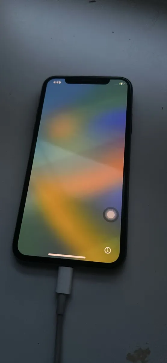 Perfect Condition Black Iphone Xs 64Gb - Image 4