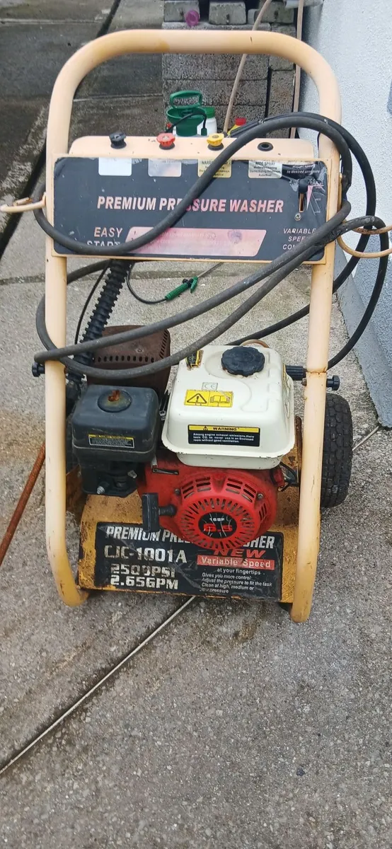 PETROL PRESSURE WASHER - Image 1