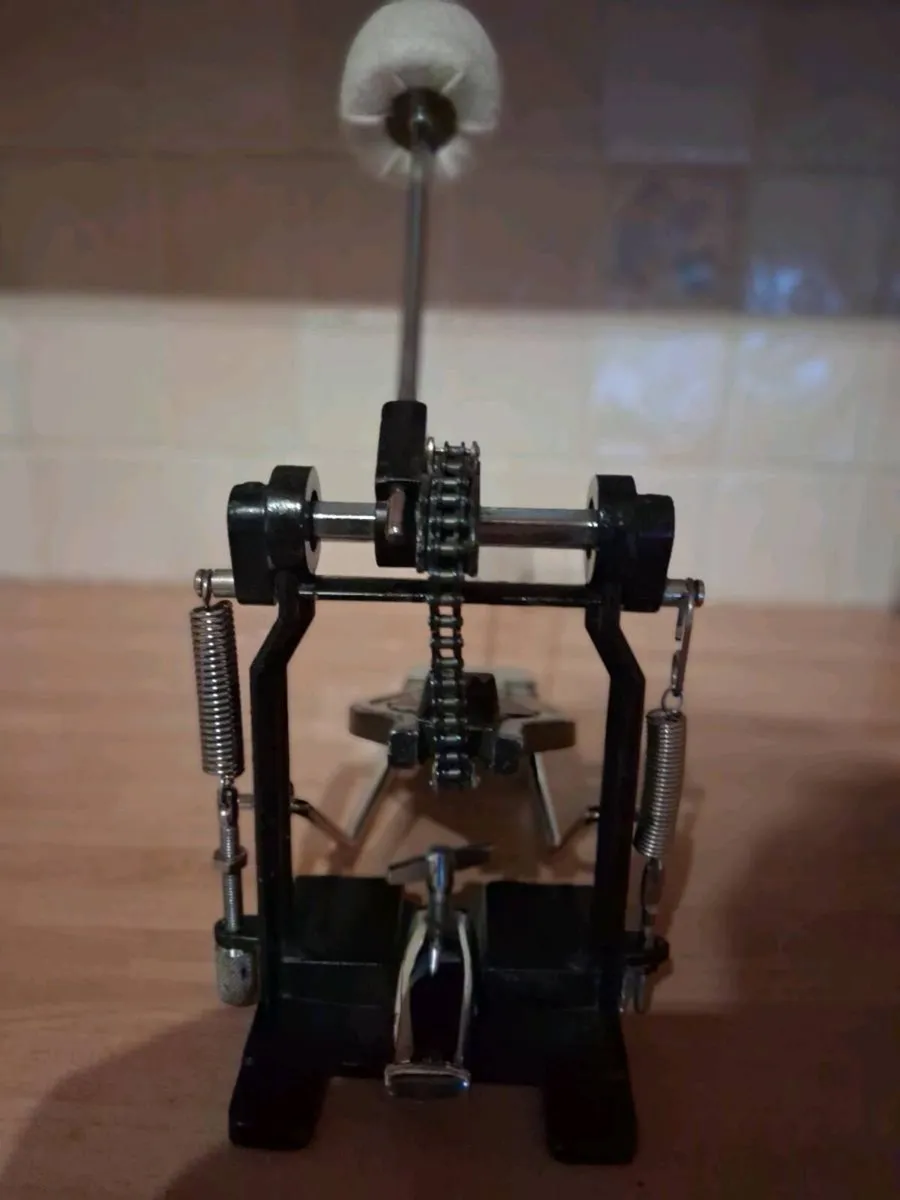 Bass drum pedal - Image 4