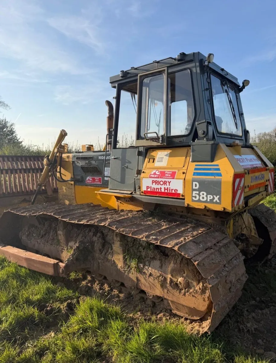 Komatsu dozer / digger - Image 1