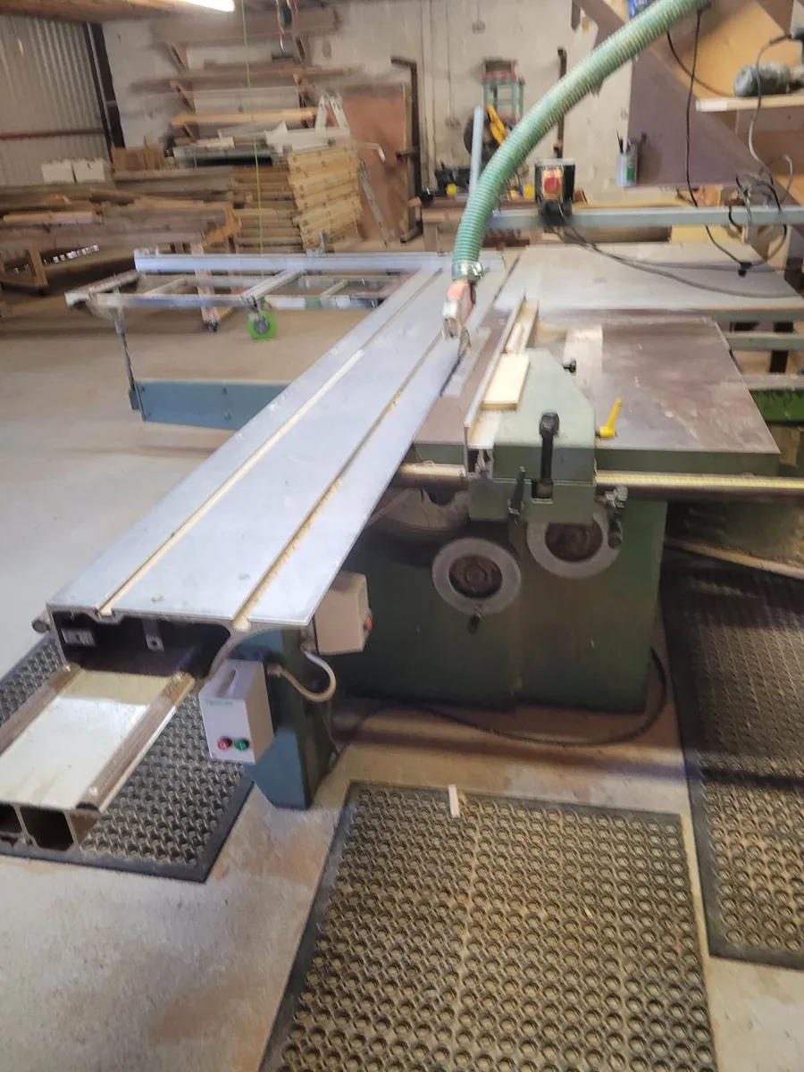 Panel saw - Image 1