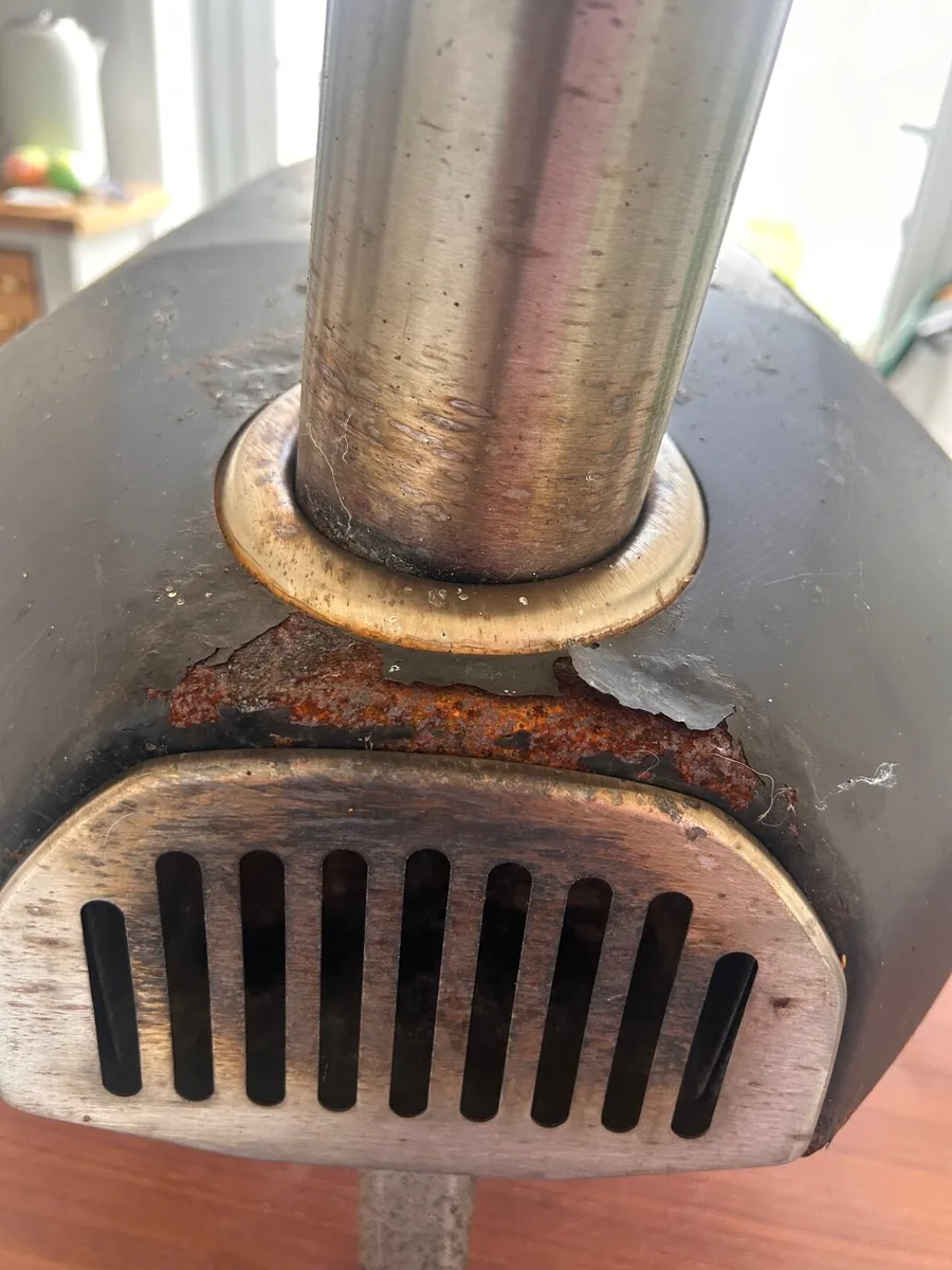 Ooni Pizza Oven with Ooni Pizza Peel - Image 4