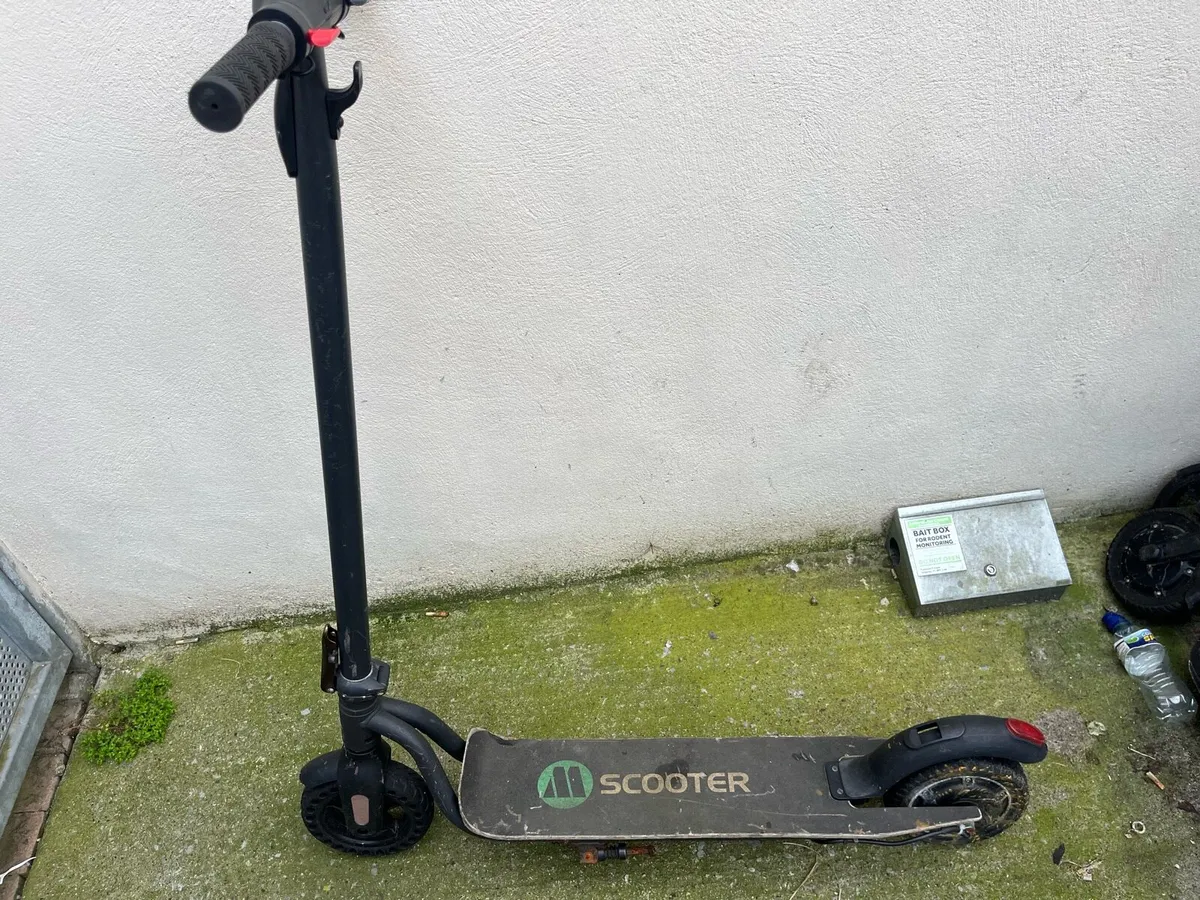 E SCOOTERS FOR REPAIR OR PARTS - Image 1
