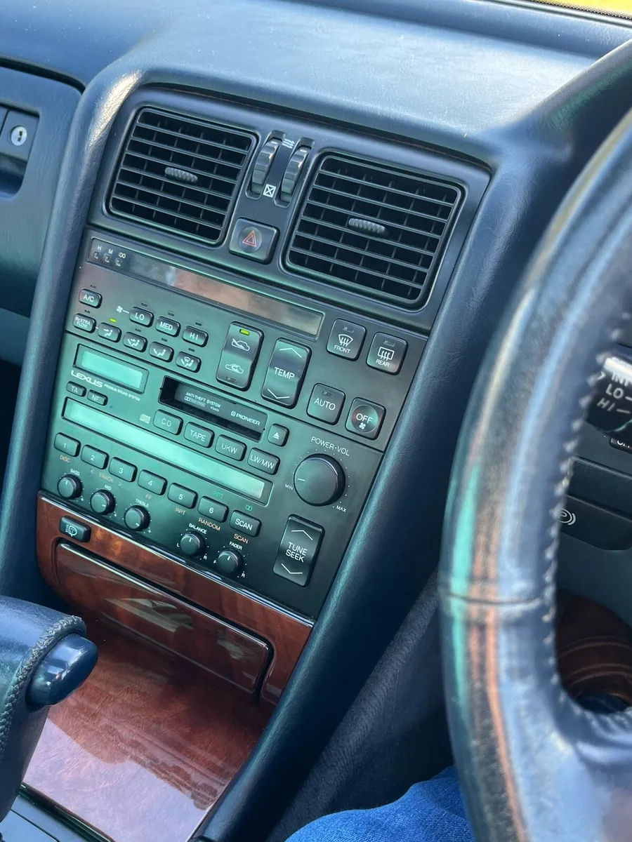 1990 lexus ls 400 - Image 3