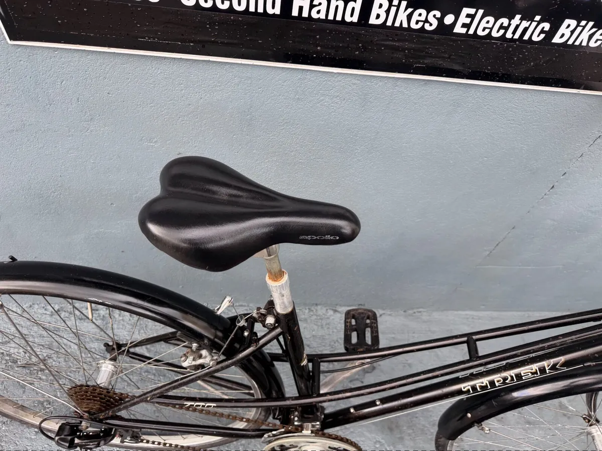 Trek hybrid bike❗️Open 7 days of the week ❗️ - Image 4