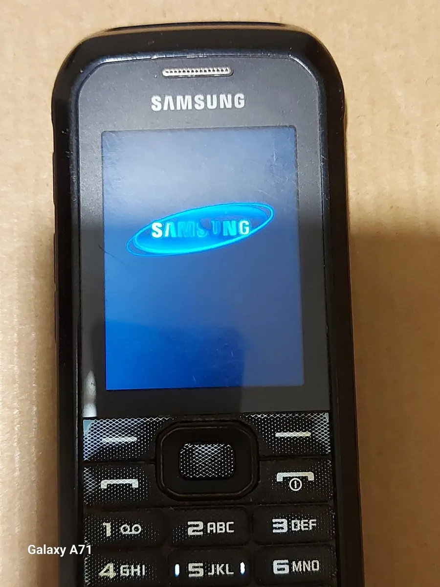 Samsung Mobile, Model SM-B550H, Very good conditio - Image 3