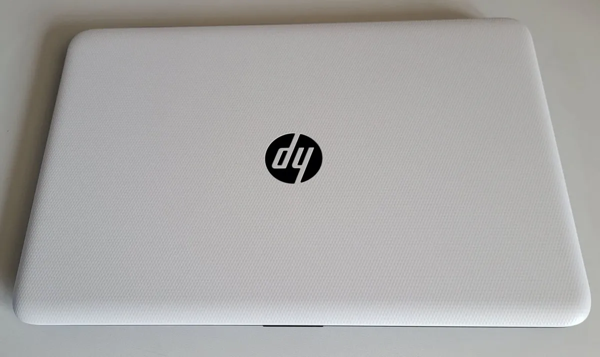 HP 15 Laptop - Image 2