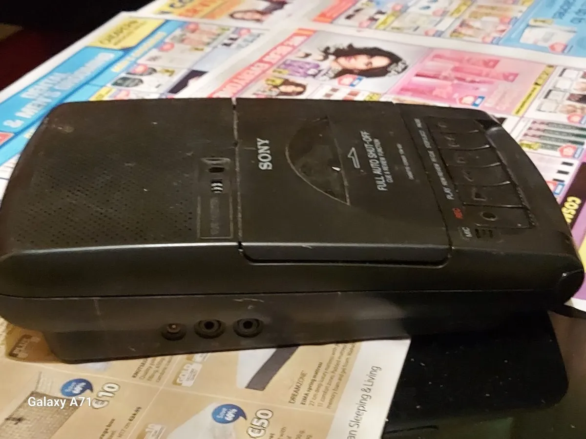 SONY Cassette Tape Recorder Model TCM-939 - Image 2