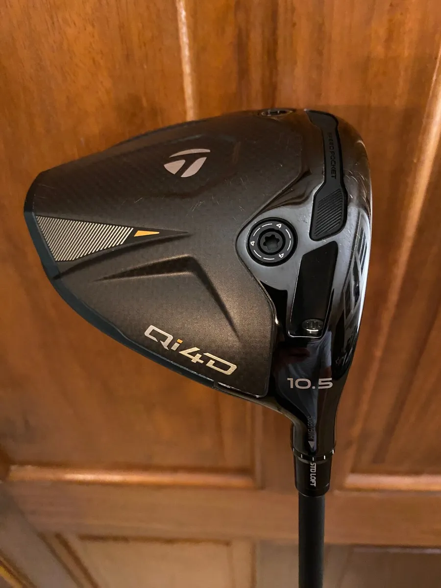 TaylorMade Qi4 D Tour Driver 10.5 Stiff Flex - Image 4