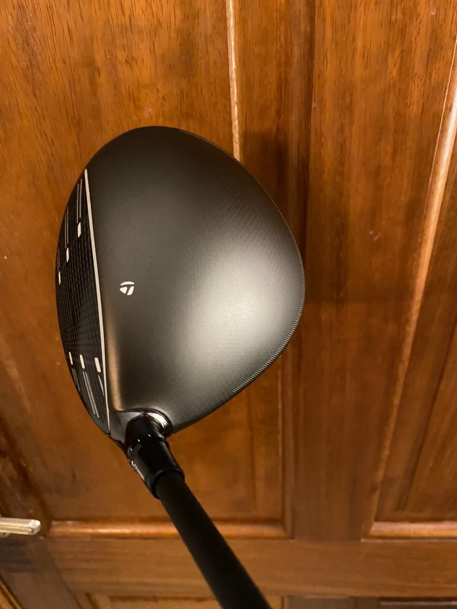 TaylorMade Qi4 D Tour Driver 10.5 Stiff Flex - Image 2