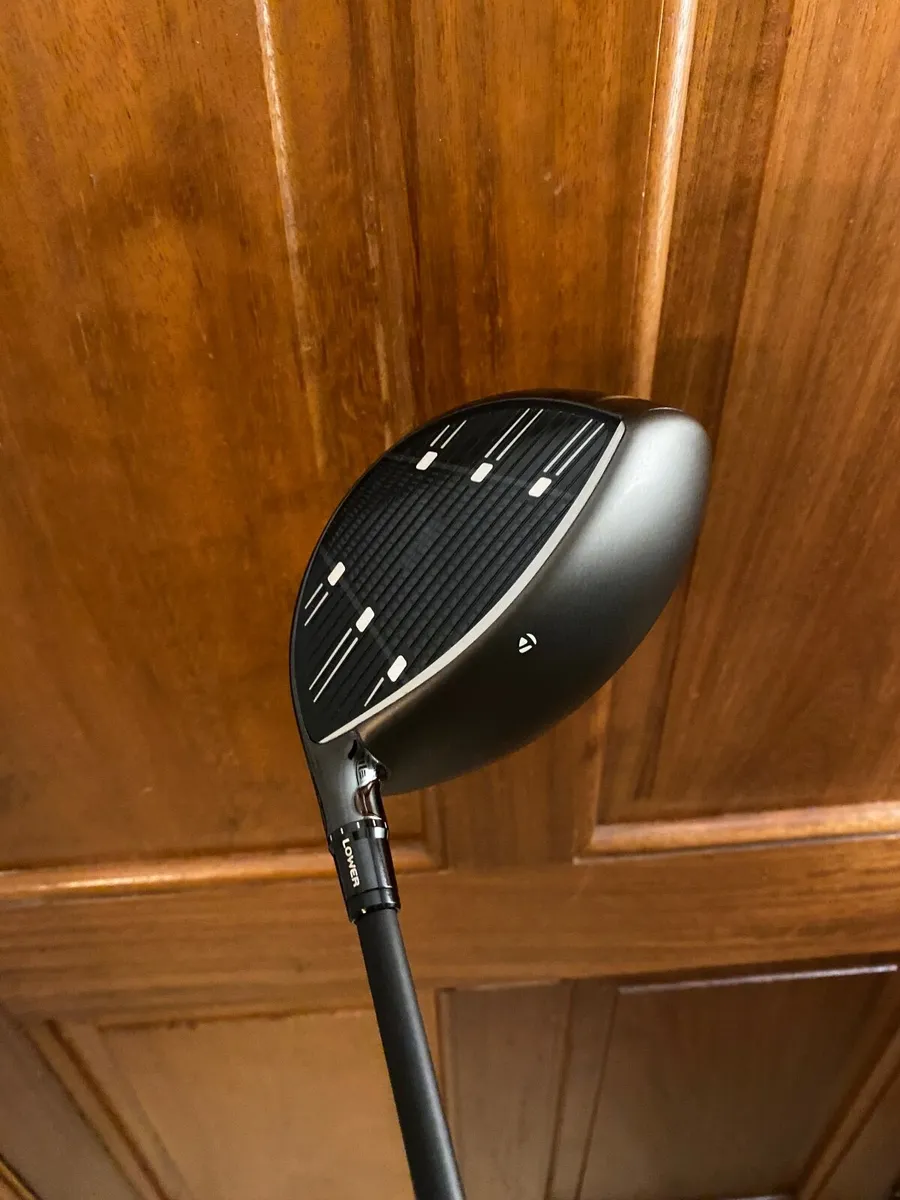 TaylorMade Qi4 D Tour Driver 10.5 Stiff Flex - Image 3