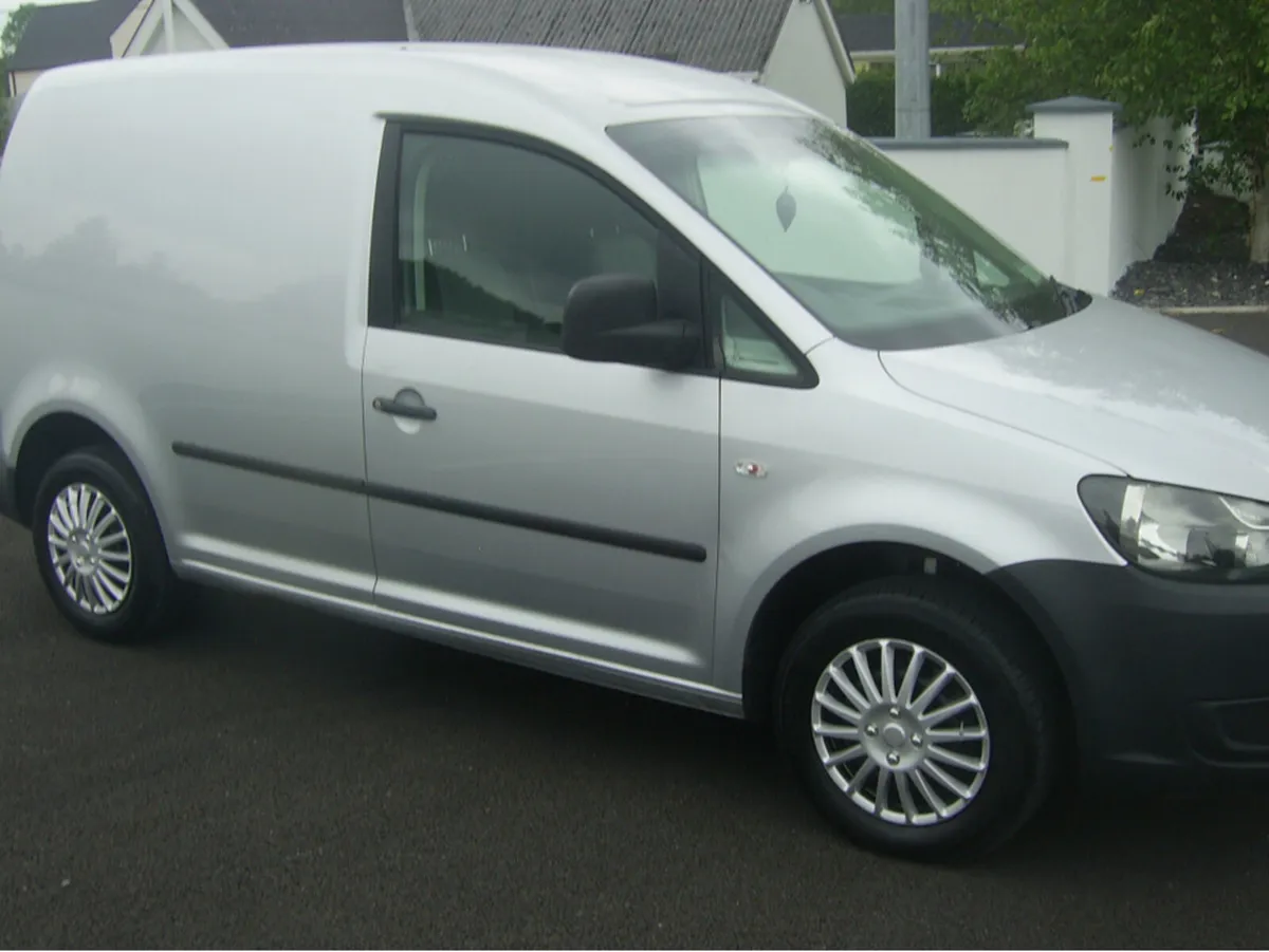 Volkswagen Caddy VAN 1.6 TDI 102BHP 5SPEED 5 5DR - Image 3