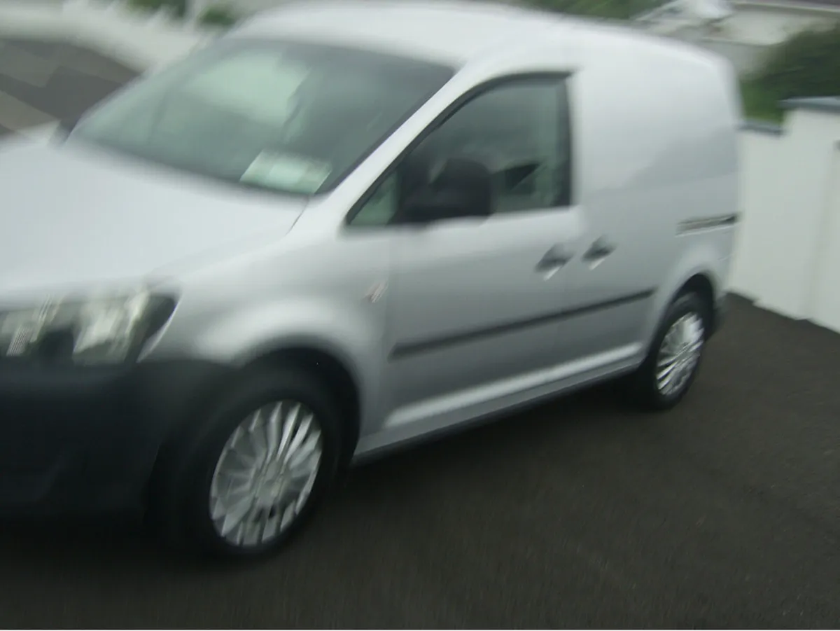 Volkswagen Caddy VAN 1.6 TDI 102BHP 5SPEED 5 5DR - Image 2