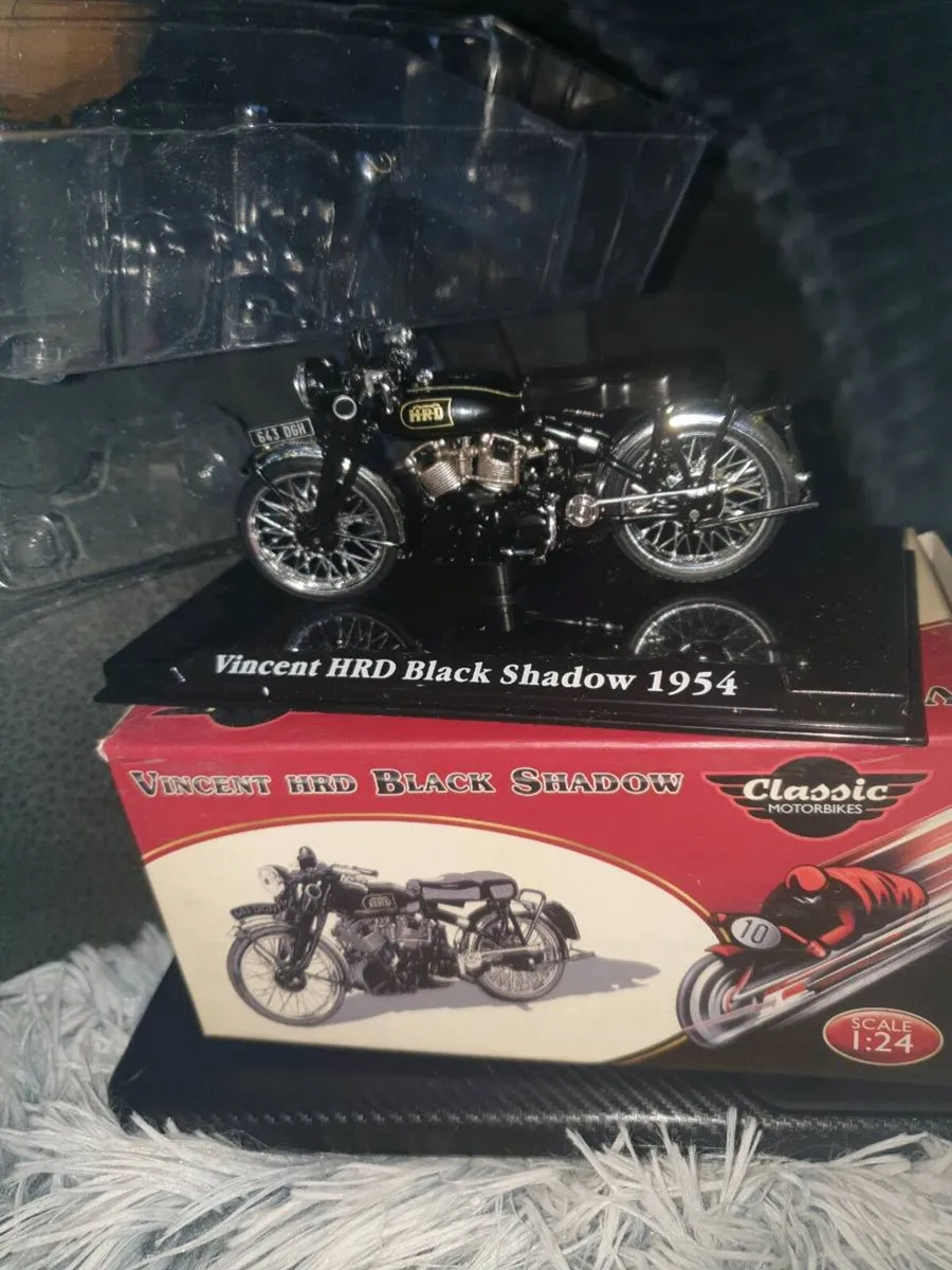 VINCENT HRD BLACK SHADOW 1954  DIE.CAST MOTERBIKE - Image 1