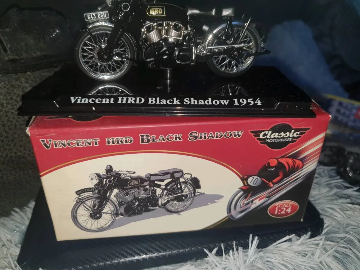VINCENT HRD BLACK SHADOW 1954  DIE.CAST MOTERBIKE - Image 3