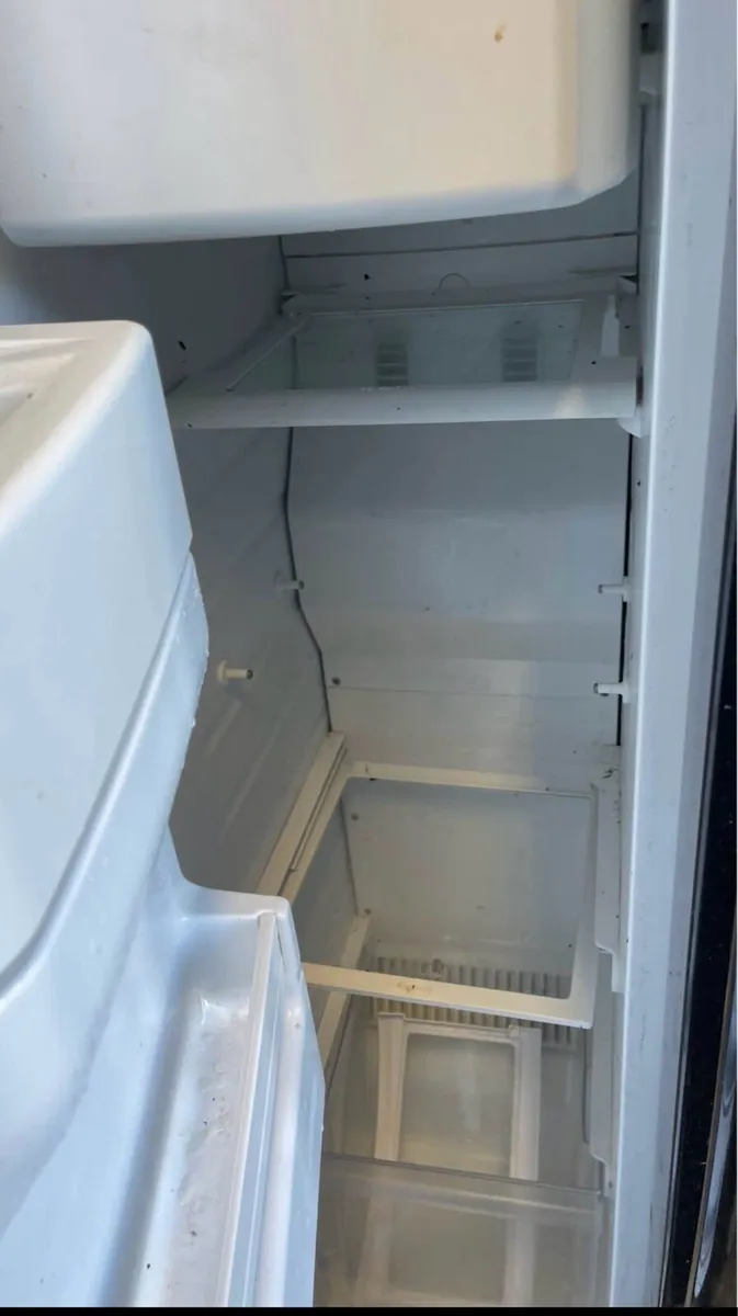 American style fridge - Image 4
