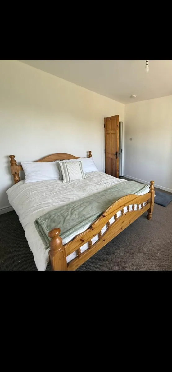 2 double bed frames - Image 1