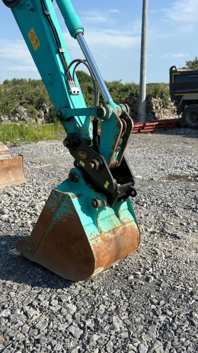 Kobelco SK75SR - Image 4