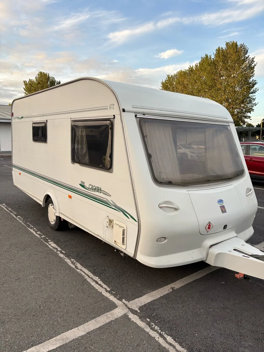 2 BERTH CARAVAN NO DAMP - Image 4