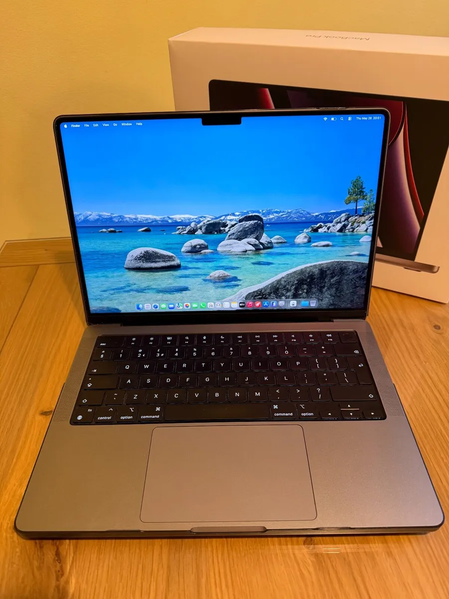 MacBook Pro 14" 2023 M2 Pro - Image 1