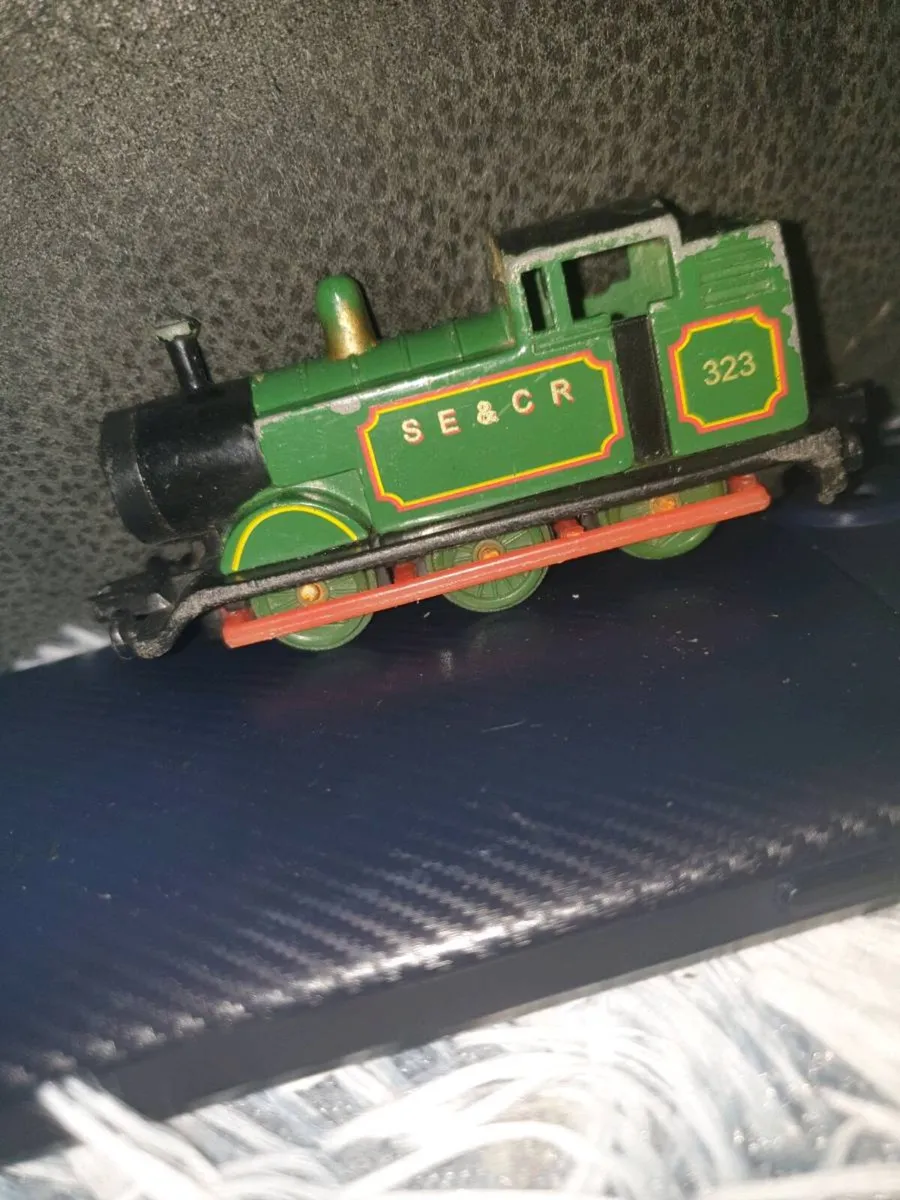 THOMES AND BLUEBELL FRIENDS EINGINE TRAIN - Image 4