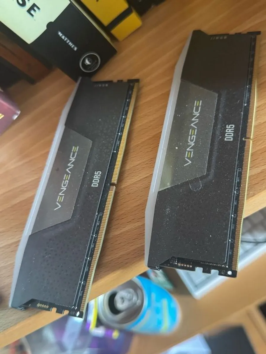 64GB DDR5 Corsair Vengeance RGB 6000MHz CL40 (2x32GB) - Image 1