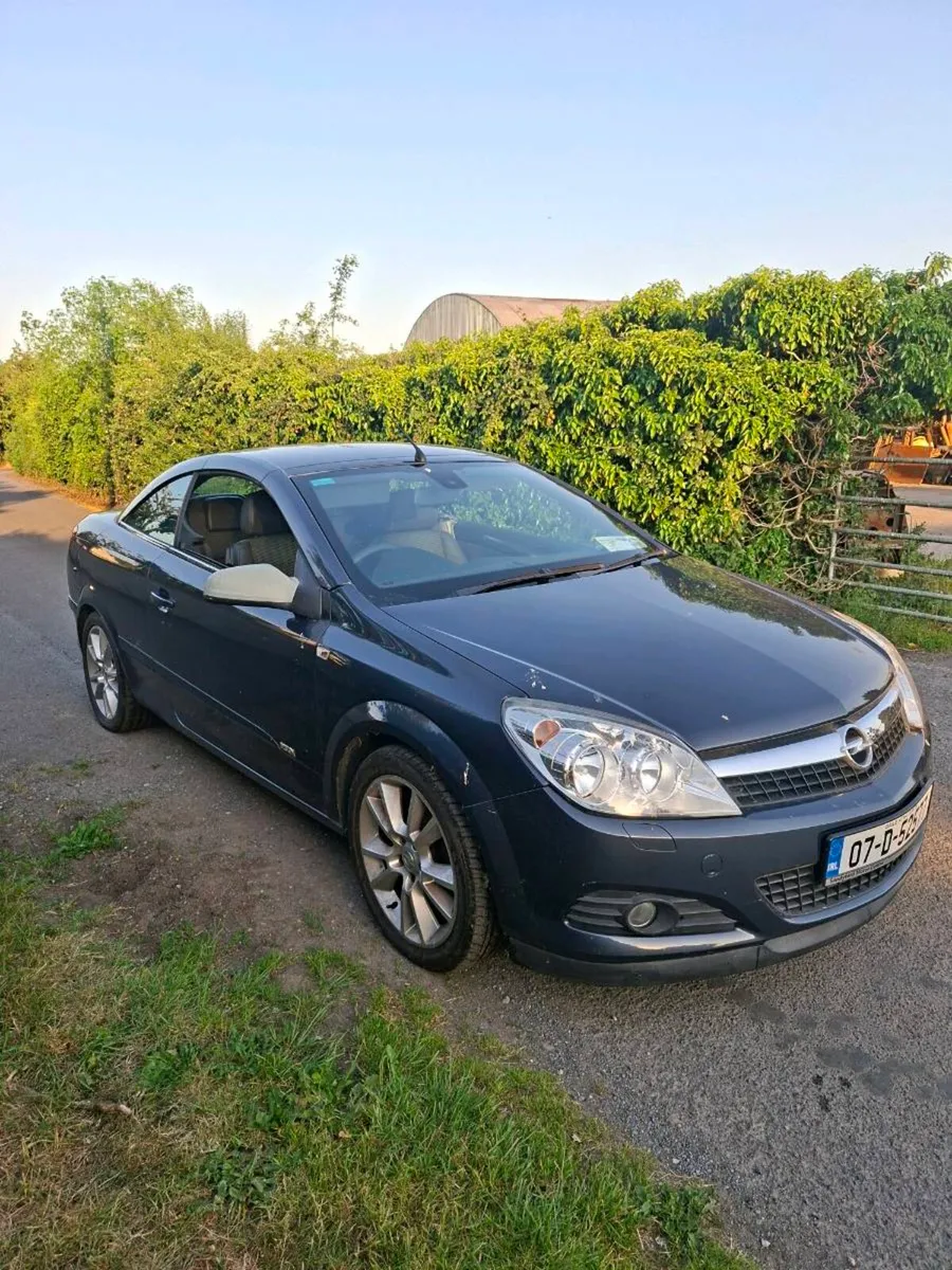 VW PASSAT 2010 - Image 1