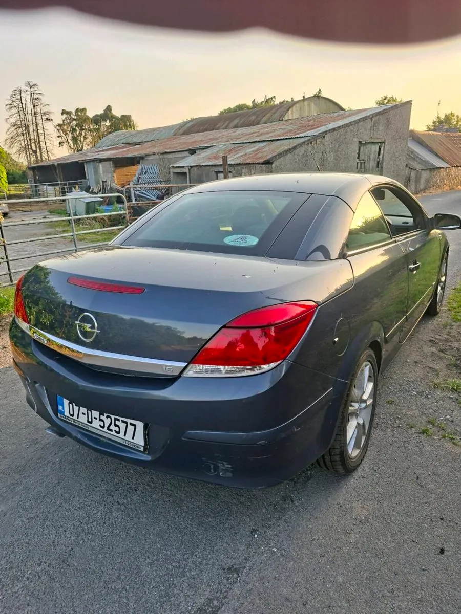 VW PASSAT 2010 - Image 3