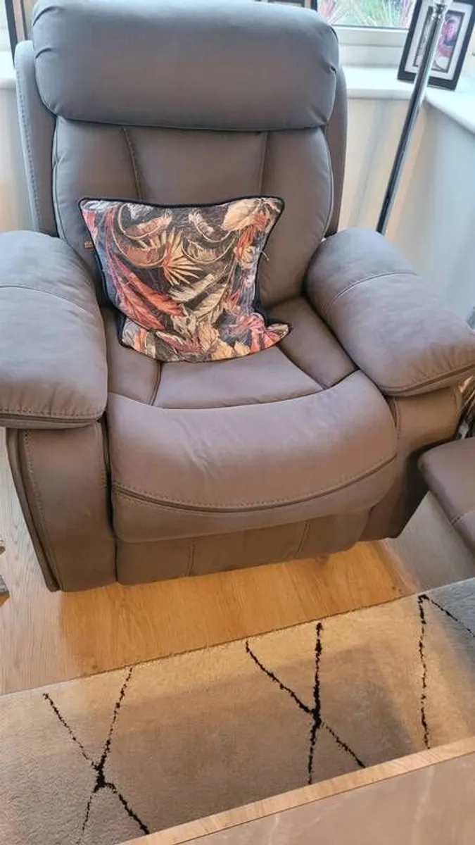 furniture - Image 3