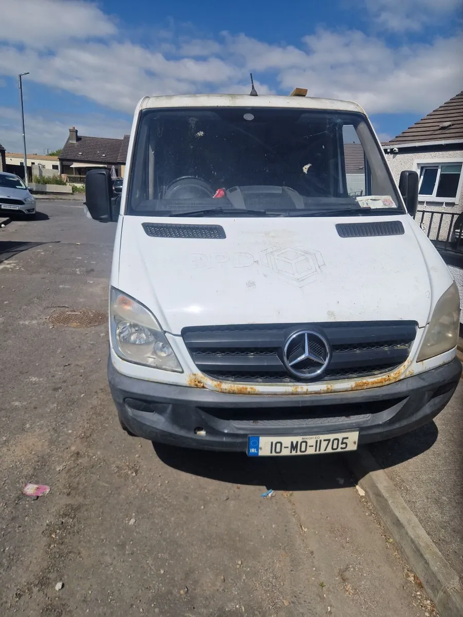 Mercedes-Benz Sprinter 2010 - Image 1