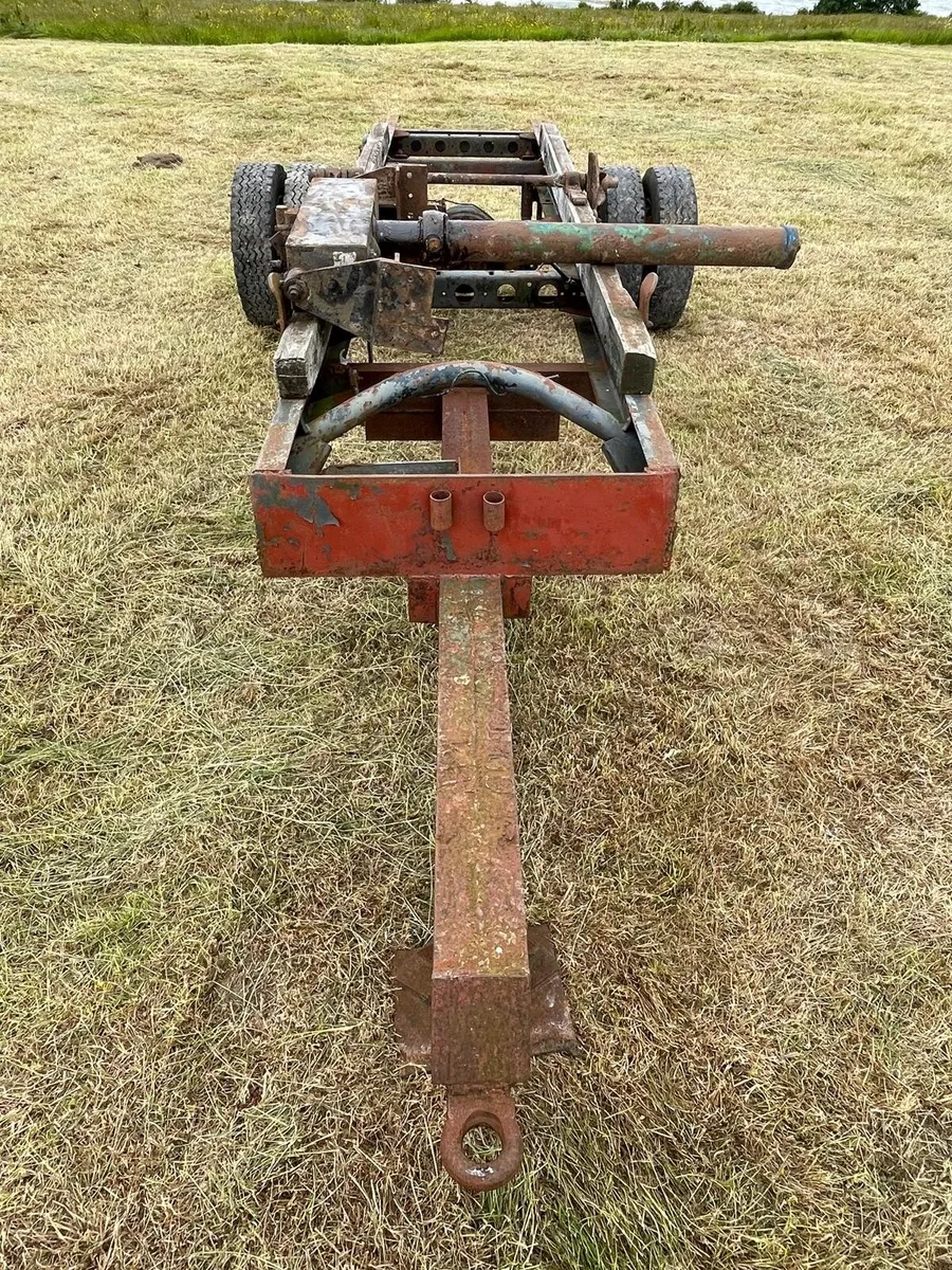 Trailer chassis and tipper ram - Image 2