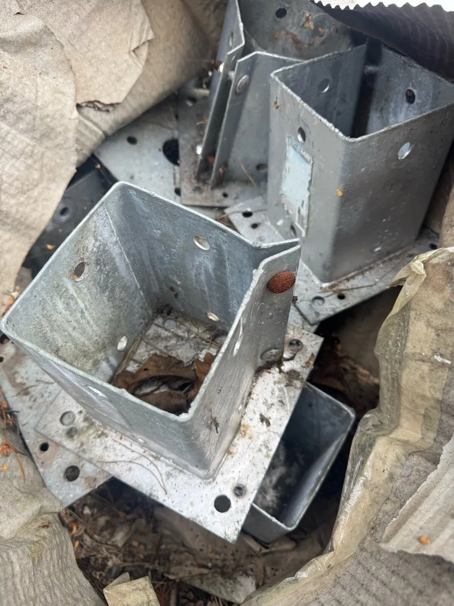 Timber fence pan - Image 2