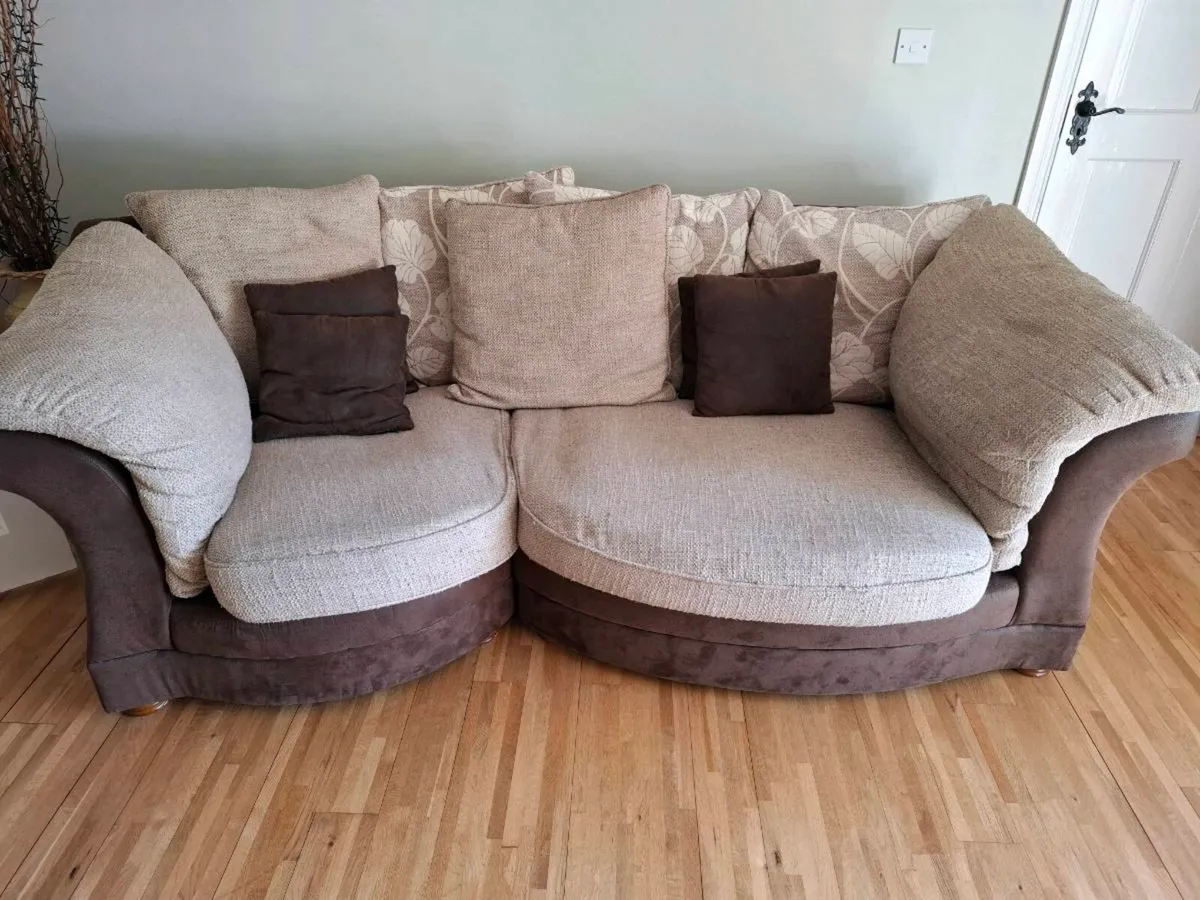 2 Couches - Image 1
