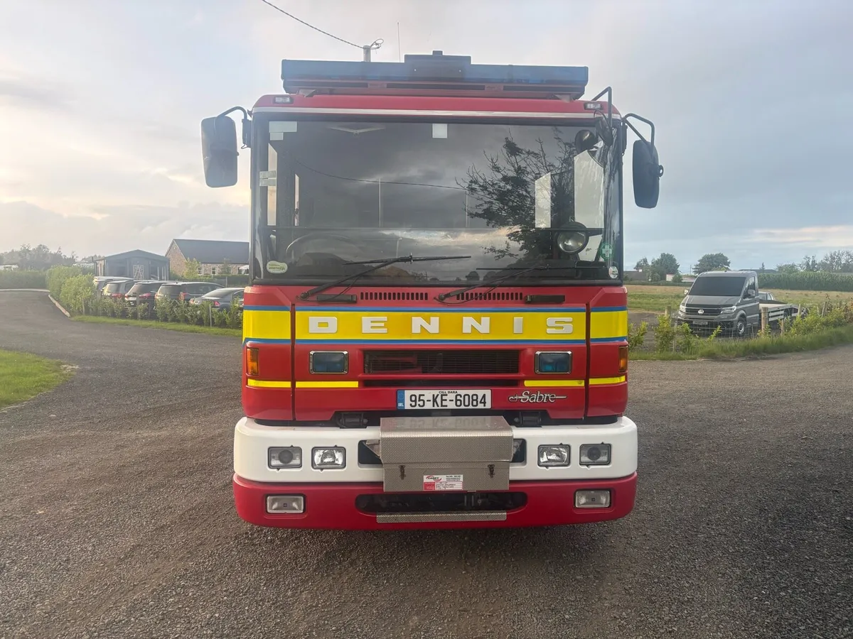 1995 DENIS SADRE AUTO FIRE ENGINE - Image 4