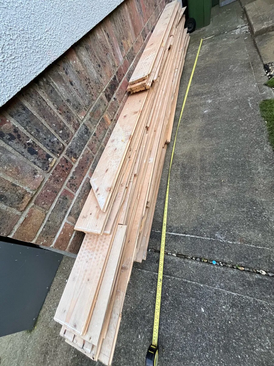 Old pine floor boards - Image 4