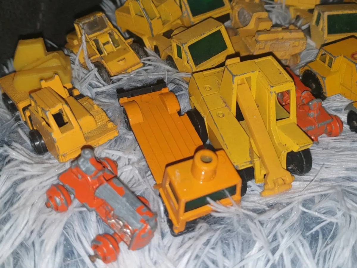 VINTAGE 1960s  MATCHBOX JOB LOT .JCB GROUND MODELS - Image 2