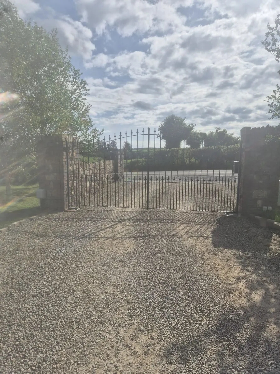 Gates - Image 4