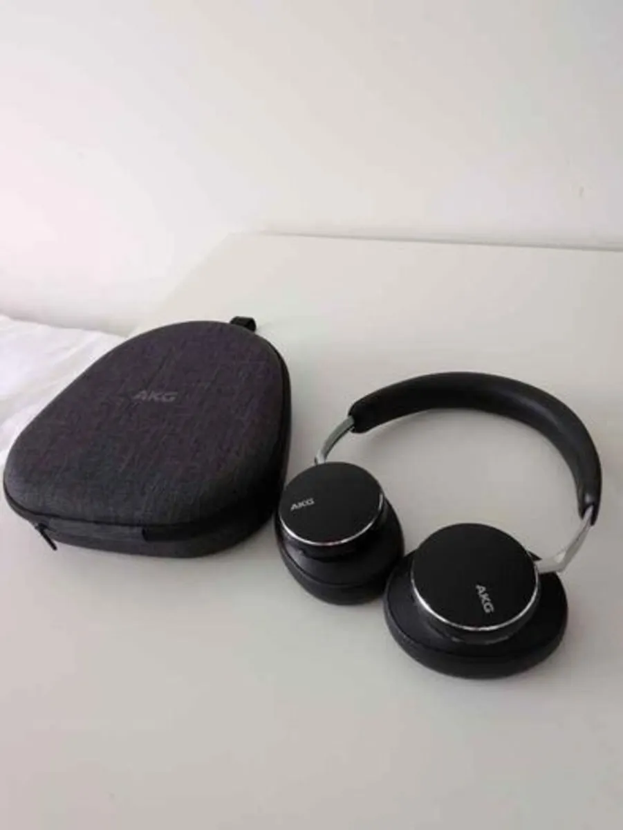 AKG N9 Hybrid Wireless Headphones - Image 1