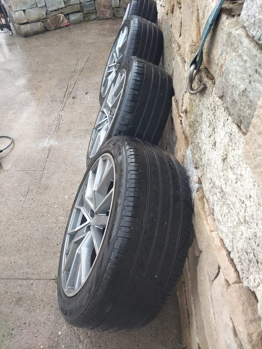 Audi q7 20 inch alloy wheels - Image 2