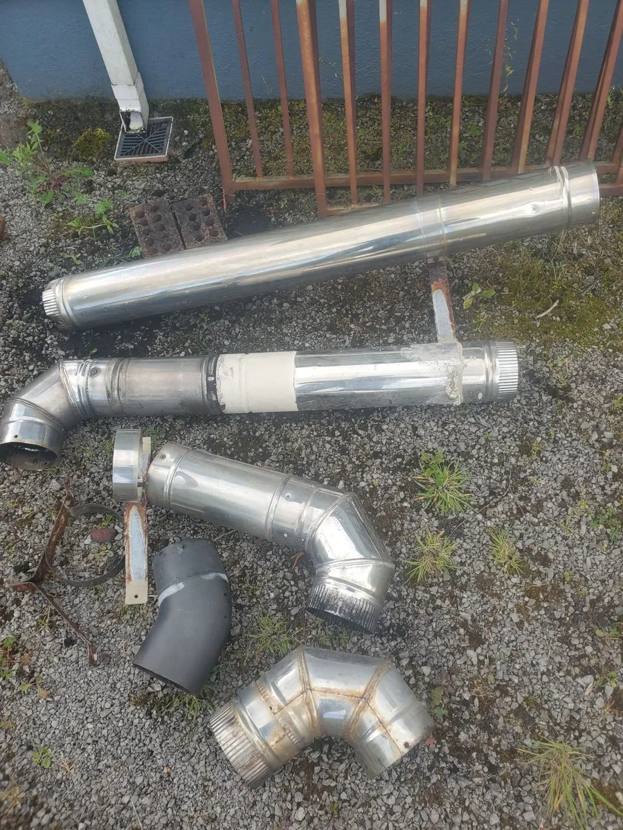 5 inch diameter stainless steel flue and bends - Image 1