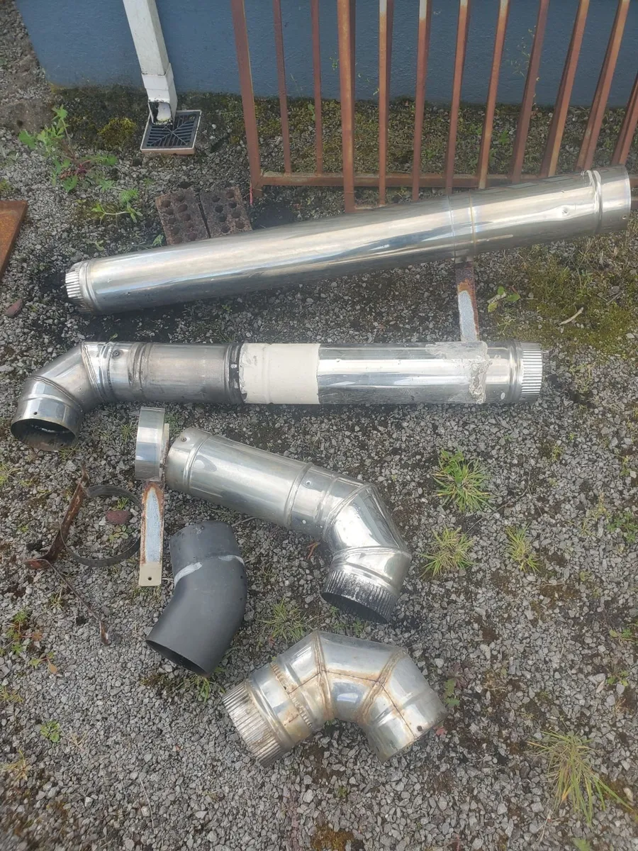 5 inch diameter stainless steel flue and bends - Image 2