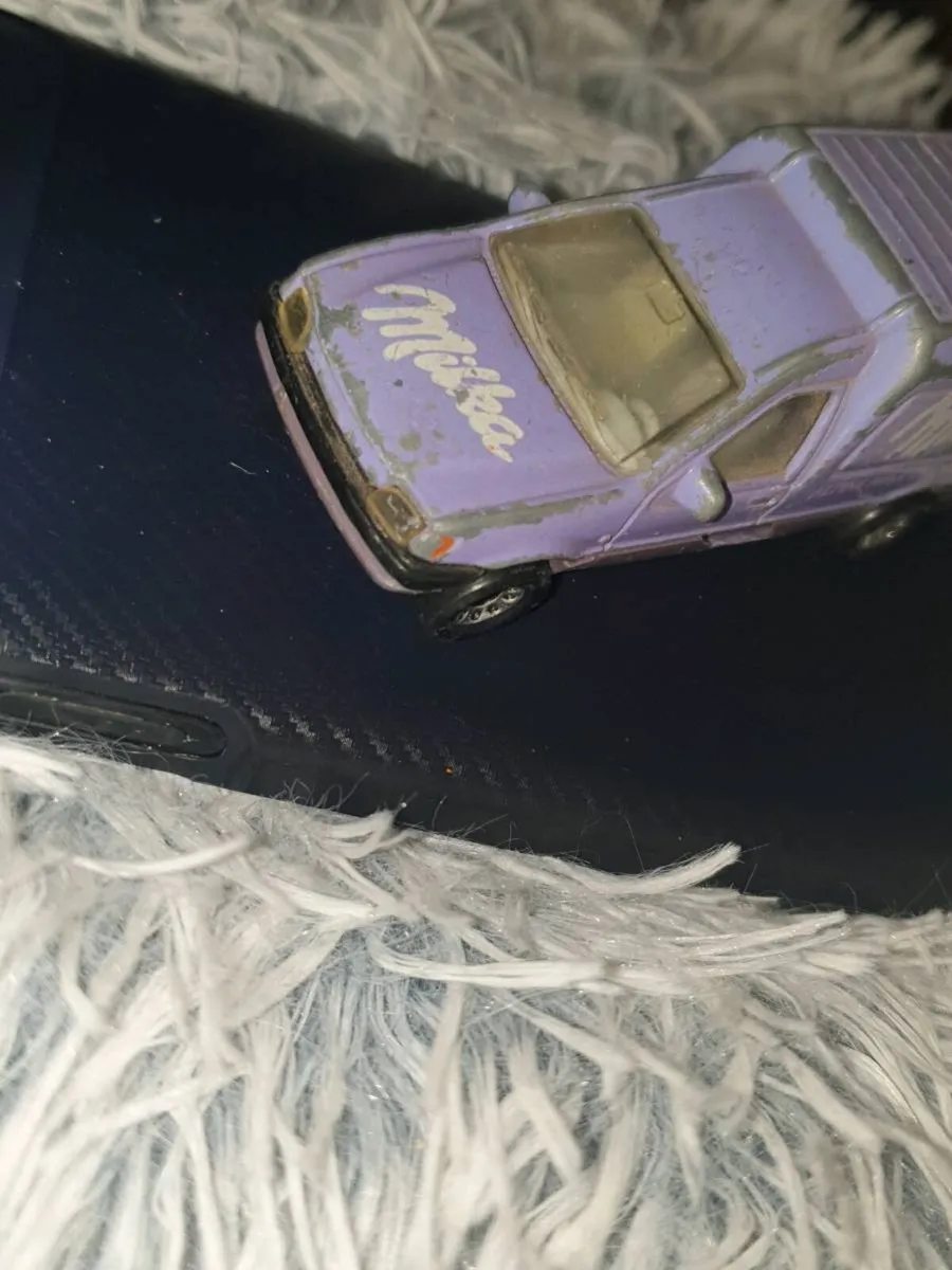 MATCHBOX 1989 FORD COURTIER DIE.CAST - Image 1