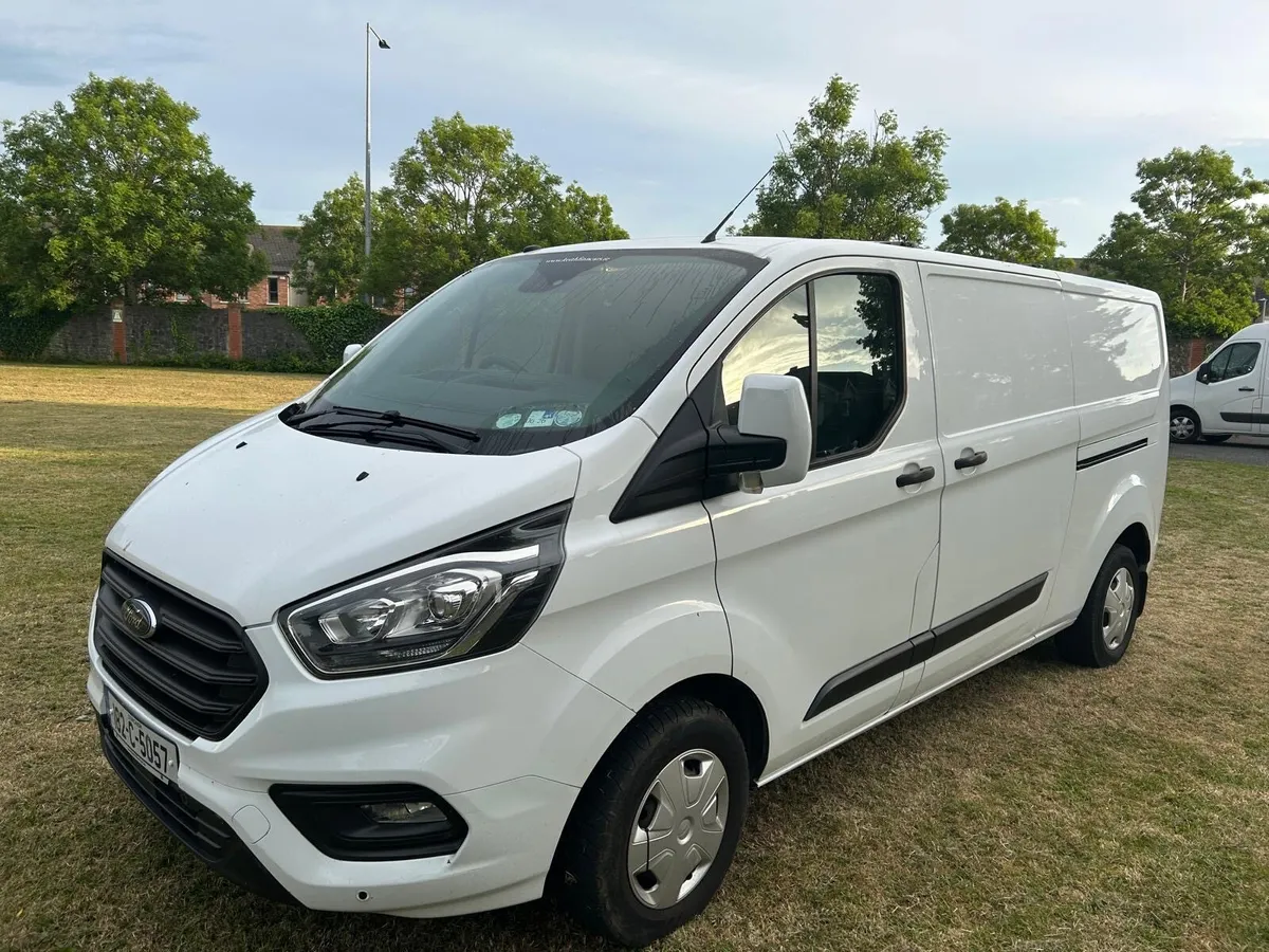2018 Ford Transit Custom Van - Image 1