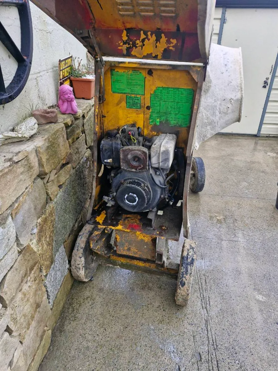 Diesel cement mixer - Image 2