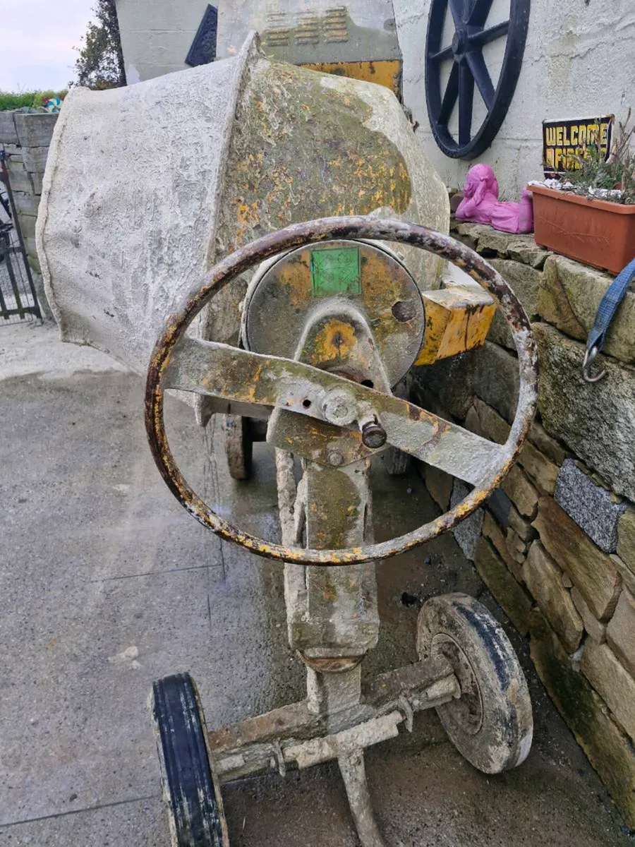 Diesel cement mixer - Image 3
