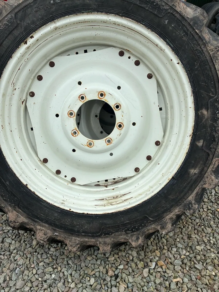 New Holland wheels - Image 3